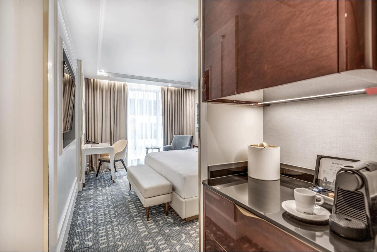 Azur Legacy Collection Hotel 밴쿠버 외부 사진