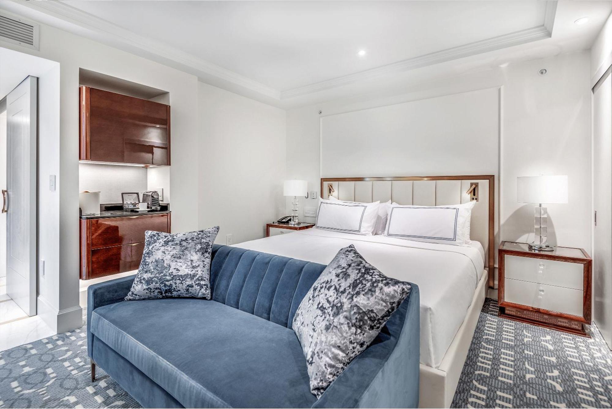 Azur Legacy Collection Hotel 밴쿠버 외부 사진