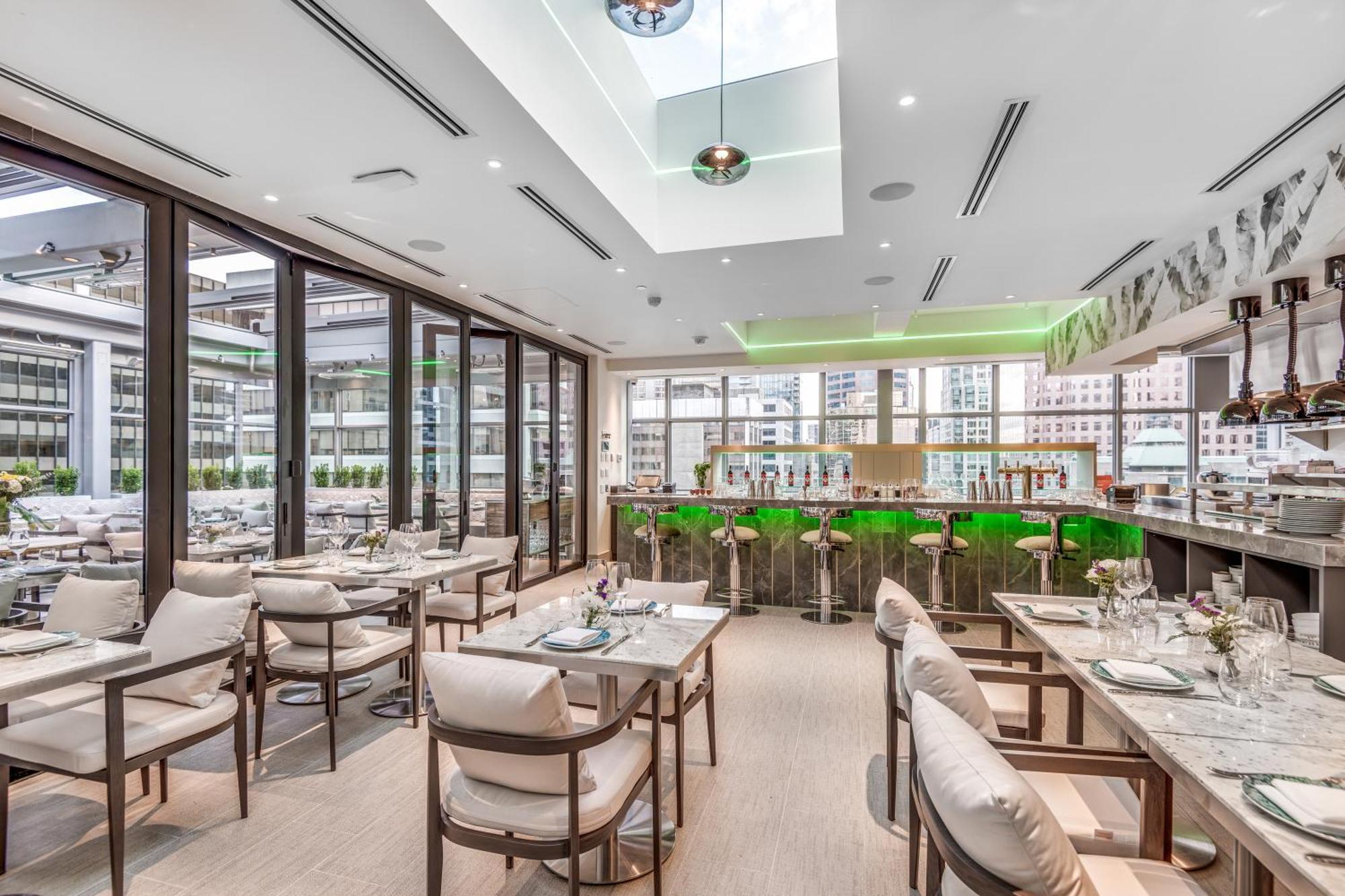 Azur Legacy Collection Hotel 밴쿠버 외부 사진